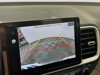 Hyundai VENUE 2025 Limited 4dr Crossover