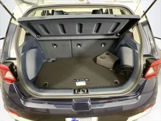 Hyundai VENUE 2025 Limited 4dr Crossover
