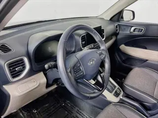 Hyundai VENUE 2025 Limited 4dr Crossover