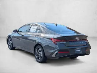 Hyundai ELANTRA 2025 SEL Sport 4dr Sedan