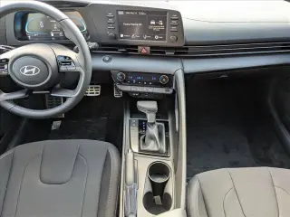 Hyundai ELANTRA 2025 SEL Sport 4dr Sedan