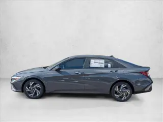 Hyundai ELANTRA 2025 SEL Sport 4dr Sedan