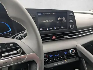 Hyundai ELANTRA 2026 SEL Sport 4dr Sedan