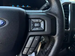 Ford F-150 2015 4x4 XLT 4dr SuperCrew 5.5 ft. SB