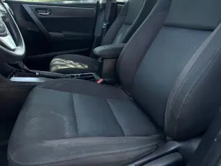 Toyota Corolla 2017 LE 4dr Sedan