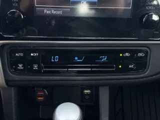 Toyota Corolla 2017 LE 4dr Sedan