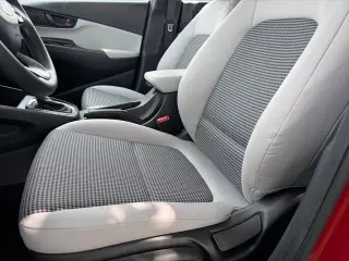 Hyundai KONA 2023 AWD SE 4dr Crossover