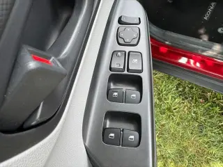 Hyundai KONA 2023 AWD SE 4dr Crossover