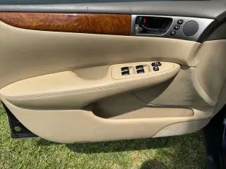 Lexus ES 330 2005 4dr Sedan