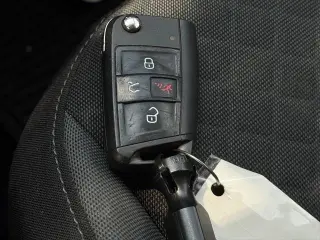 Volkswagen Tiguan 2019 S 4dr SUV
