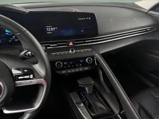 Hyundai ELANTRA Hybrid 2024 Limited 4dr Sedan