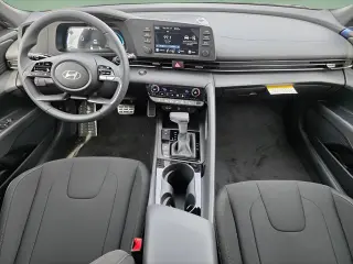 Hyundai ELANTRA 2026 SEL Sport Premium 4dr Sedan