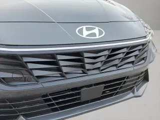 Hyundai ELANTRA 2026 SEL Sport Premium 4dr Sedan