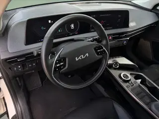 Kia EV6 2023 AWD Wind 4dr Crossover