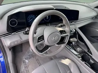 Hyundai ELANTRA 2025 SEL Convenience 4dr Sedan