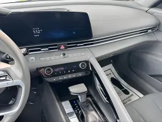 Hyundai ELANTRA 2025 SEL Convenience 4dr Sedan
