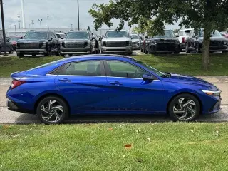 Hyundai ELANTRA 2025 SEL Convenience 4dr Sedan