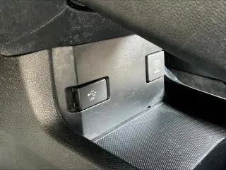 Honda Civic 2020 LX 4dr Sedan CVT