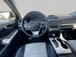 Toyota Camry 2013 SE 4dr Sedan