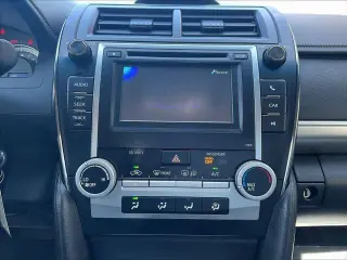 Toyota Camry 2013 SE 4dr Sedan