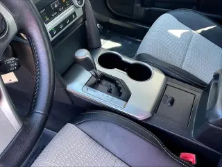 Toyota Camry 2013 SE 4dr Sedan