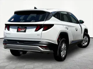 Hyundai TUCSON 2026 AWD SE 4dr SUV