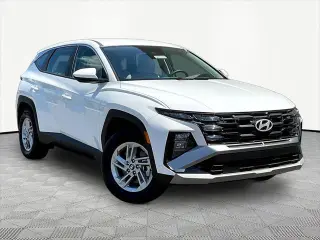 Hyundai TUCSON 2026 AWD SE 4dr SUV