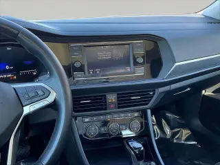 Volkswagen Jetta 2024 SE 4dr Sedan