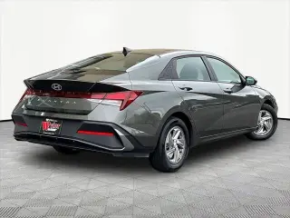 Hyundai ELANTRA 2024 SE 4dr Sedan