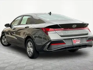 Hyundai ELANTRA 2024 SE 4dr Sedan