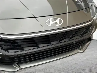 Hyundai ELANTRA 2024 SE 4dr Sedan