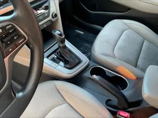 Hyundai ELANTRA 2018 SEL 4dr Sedan
