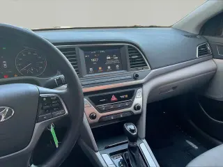 Hyundai ELANTRA 2018 SEL 4dr Sedan