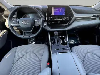 Toyota Highlander 2023 LE 4dr SUV
