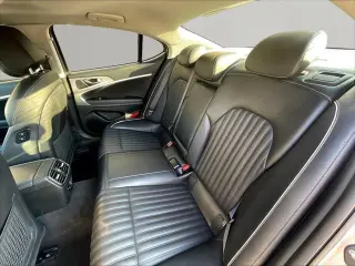 Genesis G70 2020 AWD 2.0T 4dr Sedan