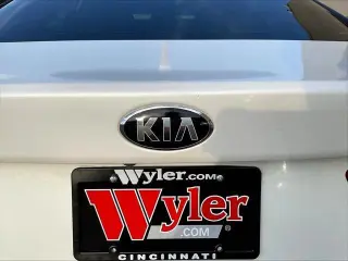 Kia Optima 2017 LX 4dr Sedan
