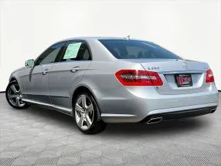 Mercedes-Benz E-Class 2010 AWD E 350 Luxury 4MATIC 4dr Sedan