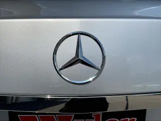 Mercedes-Benz E-Class 2010 AWD E 350 Luxury 4MATIC 4dr Sedan