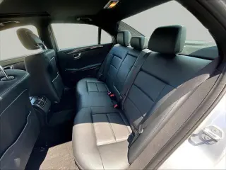 Mercedes-Benz E-Class 2010 AWD E 350 Luxury 4MATIC 4dr Sedan