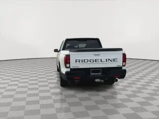 Honda Ridgeline 2024 AWD Black Edition 4dr Crew Cab 5.3 ft. SB