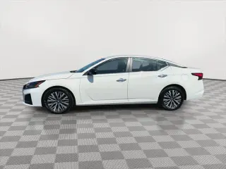 Nissan Altima 2025 2.5 SV 4dr Sedan