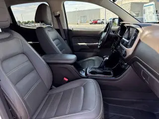 GMC Canyon 2022 4x4 Denali 4dr Crew Cab 5 ft. SB