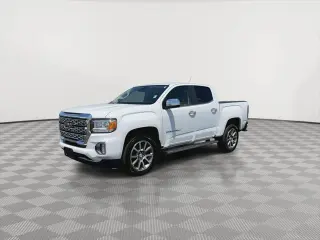 GMC Canyon 2022 4x4 Denali 4dr Crew Cab 5 ft. SB