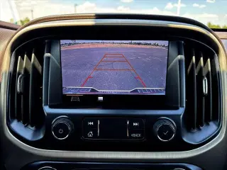 GMC Canyon 2022 4x4 Denali 4dr Crew Cab 5 ft. SB