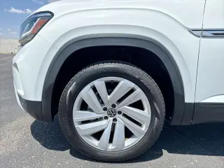 Volkswagen Atlas Cross Sport 2022 V6 SE 4dr SUV w/Technology