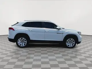 Volkswagen Atlas Cross Sport 2022 V6 SE 4dr SUV w/Technology