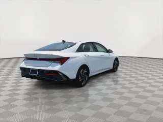Hyundai ELANTRA 2024 Limited 4dr Sedan