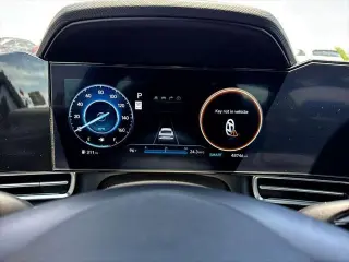 Hyundai ELANTRA 2024 Limited 4dr Sedan