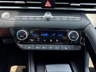 Hyundai ELANTRA 2024 Limited 4dr Sedan