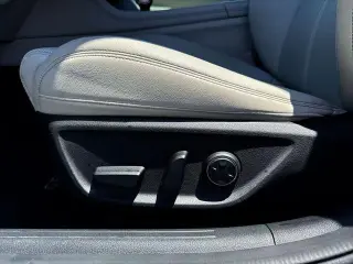 Genesis G70 2025 AWD 2.5T Sport Prestige 4dr Sedan